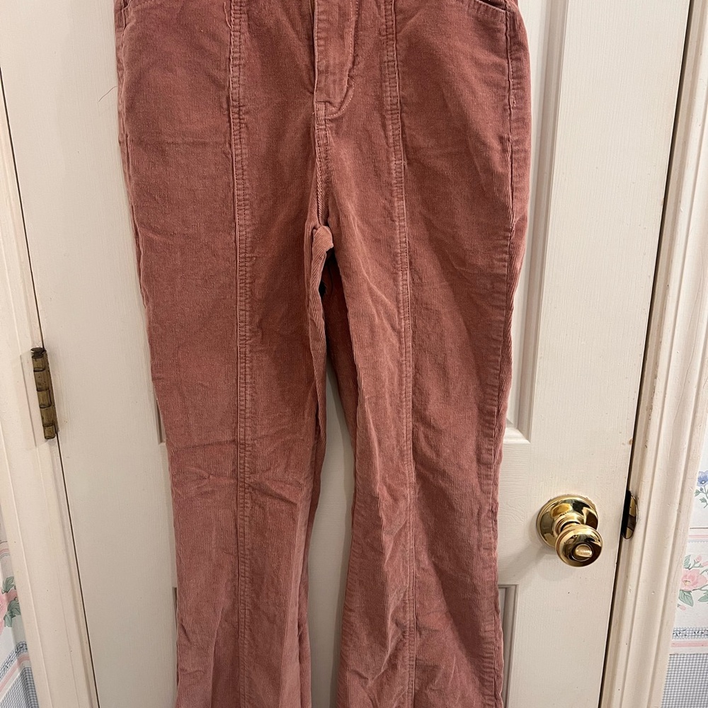 YMI Women's Boot Cut Jeans in Rust